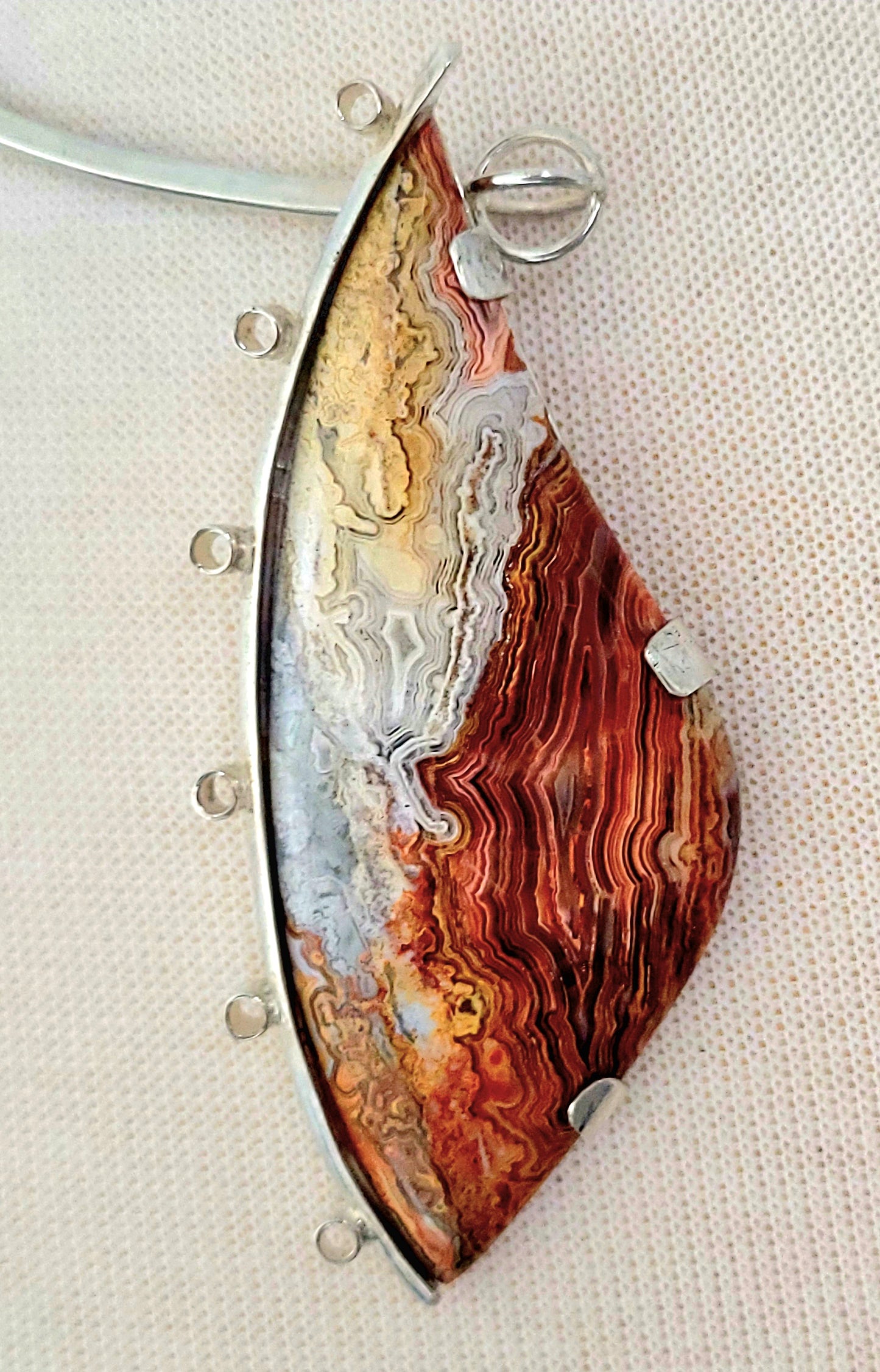 Wire Collar necklace with Crazy Lace Agate