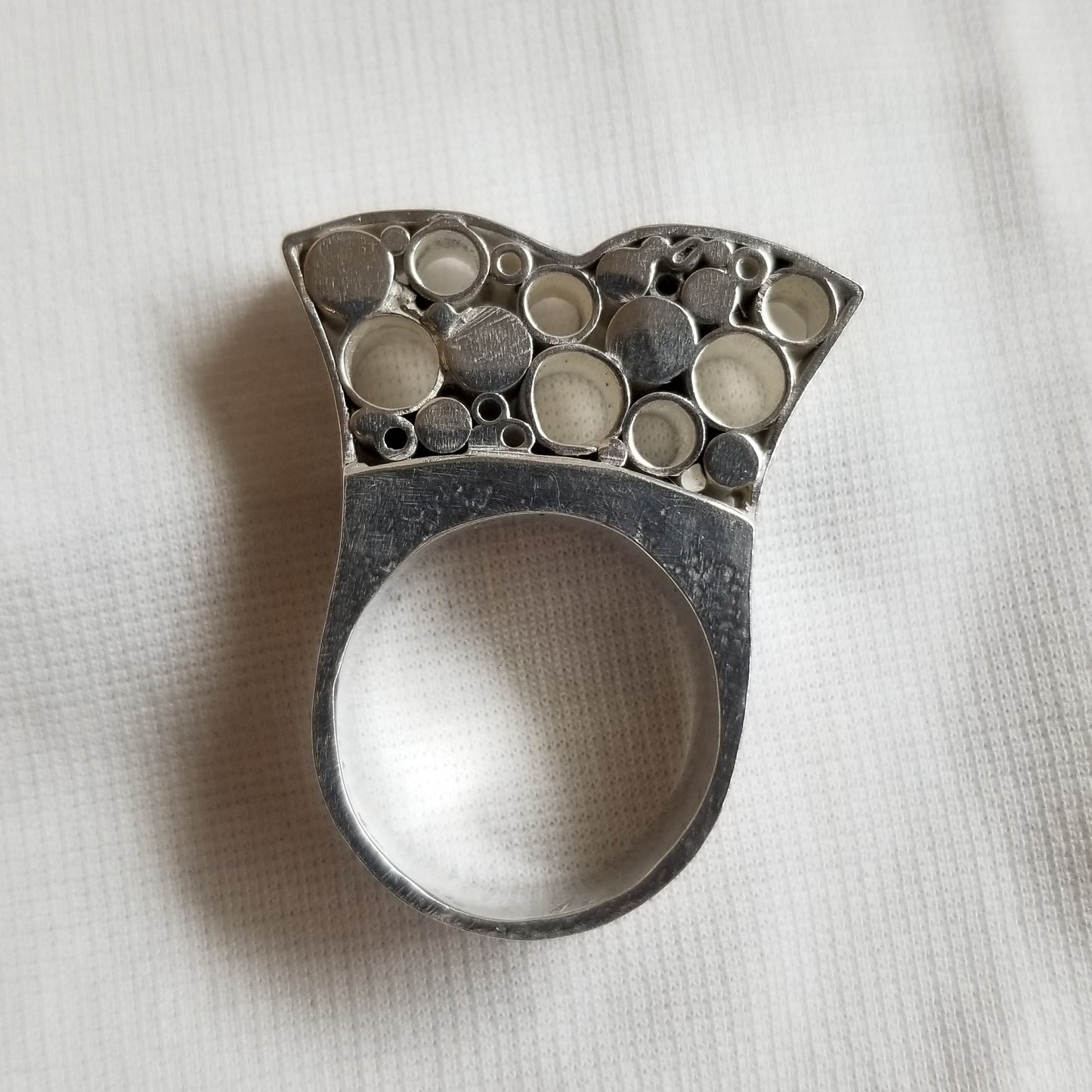 Random Circles Ring