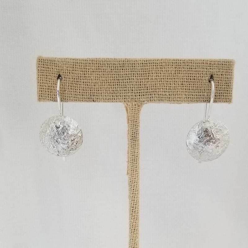 Delicate Round Reticulated Earrings